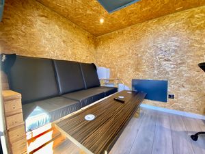 Summerhouse/Office- click for photo gallery